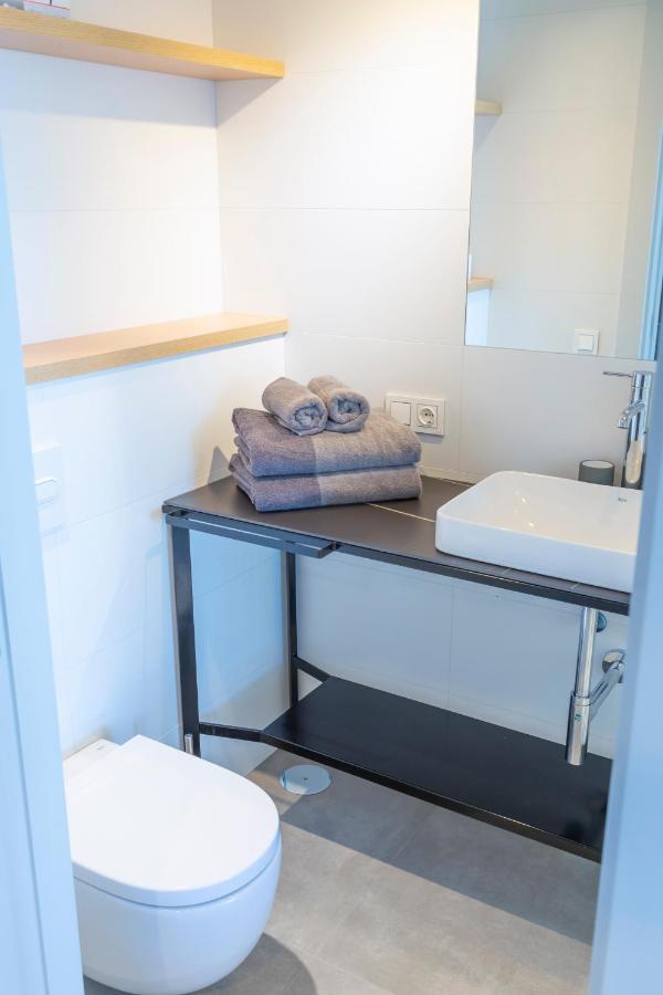 Radazul Marina Seafront 5 Apartment Екстериор снимка
